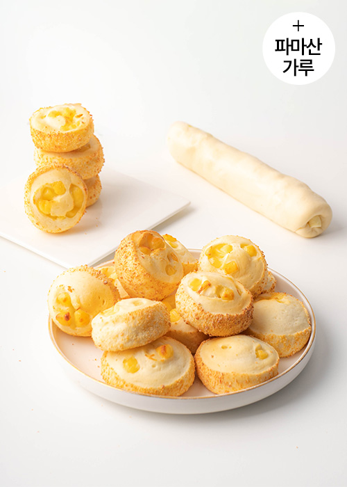 [30%할인] 냉동생지 - 롤치즈 브레드 (+파마산 가루)